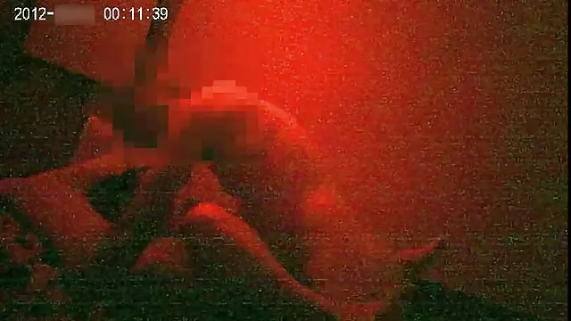 A Kasey Grant nevű buzgó szexpot hátulról megbökik, durva szex videok és kövér farkat lovagol