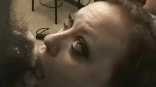 Az imádnivaló fehér dögös Maddy Oreilly xxl filmek két fekete csávóval párosul