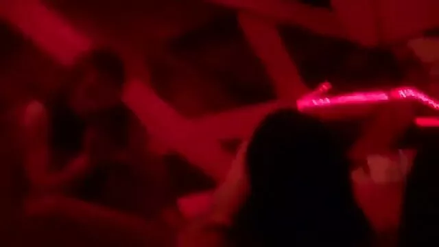 Jaye punci video Rose pofátlan tanárnő és magával ragadó dekoltázsa