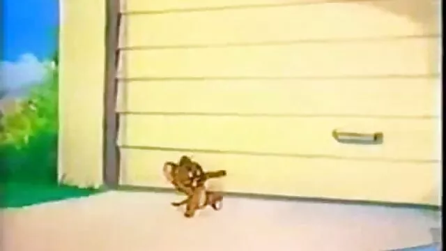A szemetes kinézetű kurva szopást ad ingyen lorno a kínzás előtt