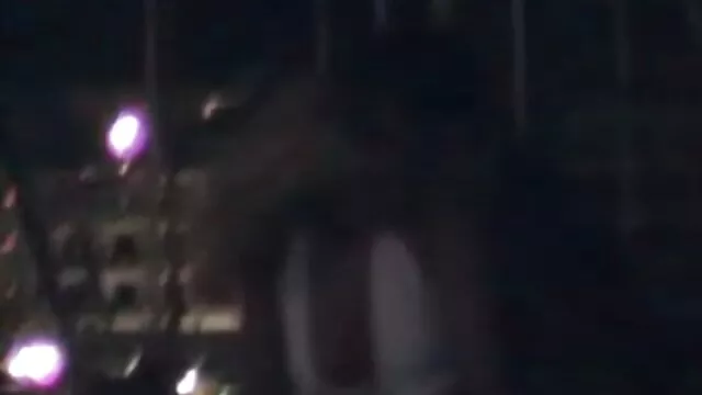 A telhetetlen szőke Sarah apa lánya pornó Jamesnek becsapódik a torka és a segglyuk
