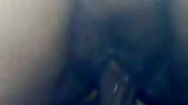 Az egzotikus ázsiai szépség, Marica Hase punciujjozással családi szexvideok gyönyörködteti magát